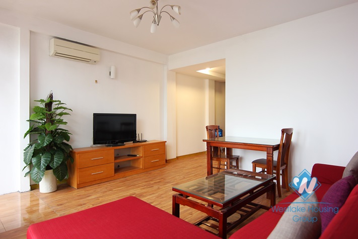Nice apartment for lease in Nghi Tam Village, Tay Ho, Hanoi